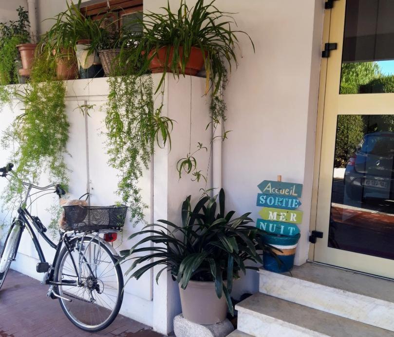 Hotel Restaurant Brasilia Cagnes-sur-Mer Dış mekan fotoğraf